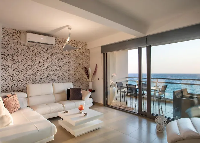 Апартаменты Coastal Mirage Sunset Reverie Luxury Seaview