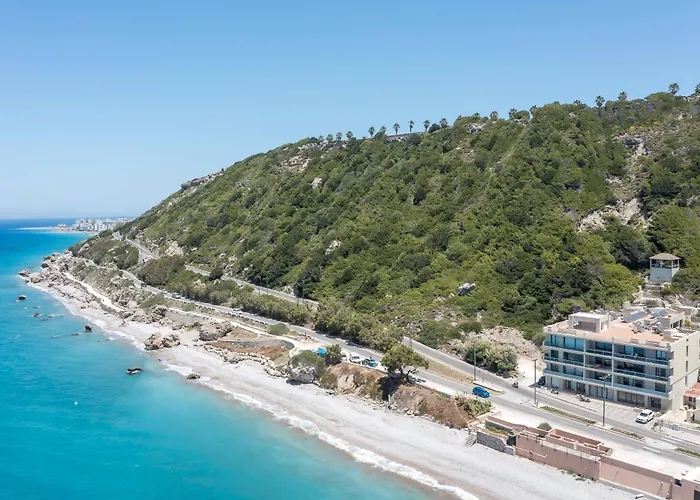 Coastal Mirage Sunset Reverie Luxury Seaview Апартаменты *
